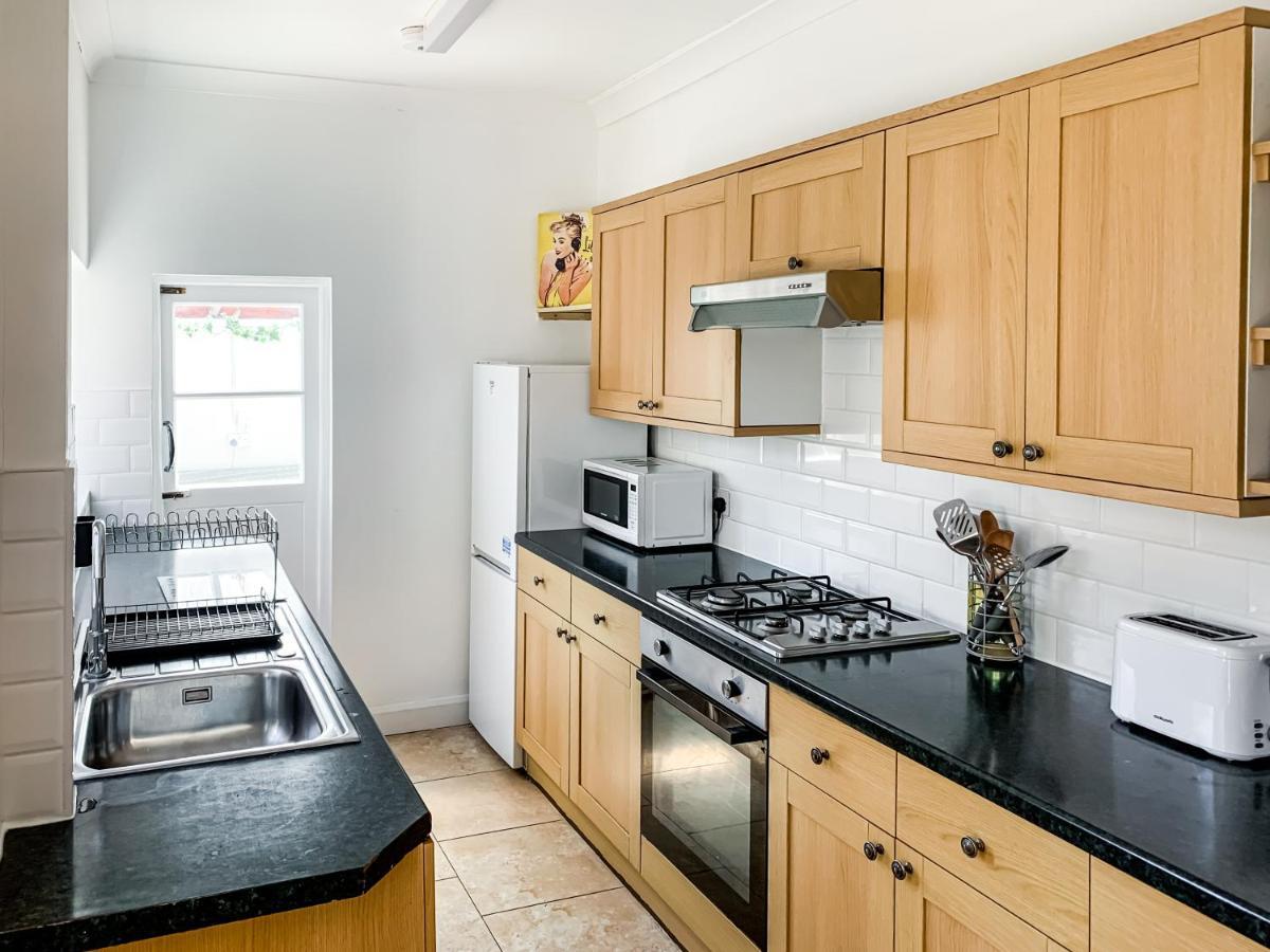 Waverley - Quaint Victorian With Free Parking * York